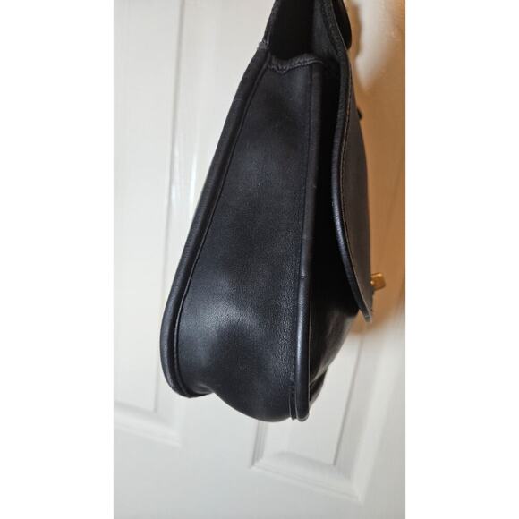 Vintage Coach Berkeley 9988 Blk Leather Saddle Bag Brass Hardware Crossbody 90s - Picture 13 of 16